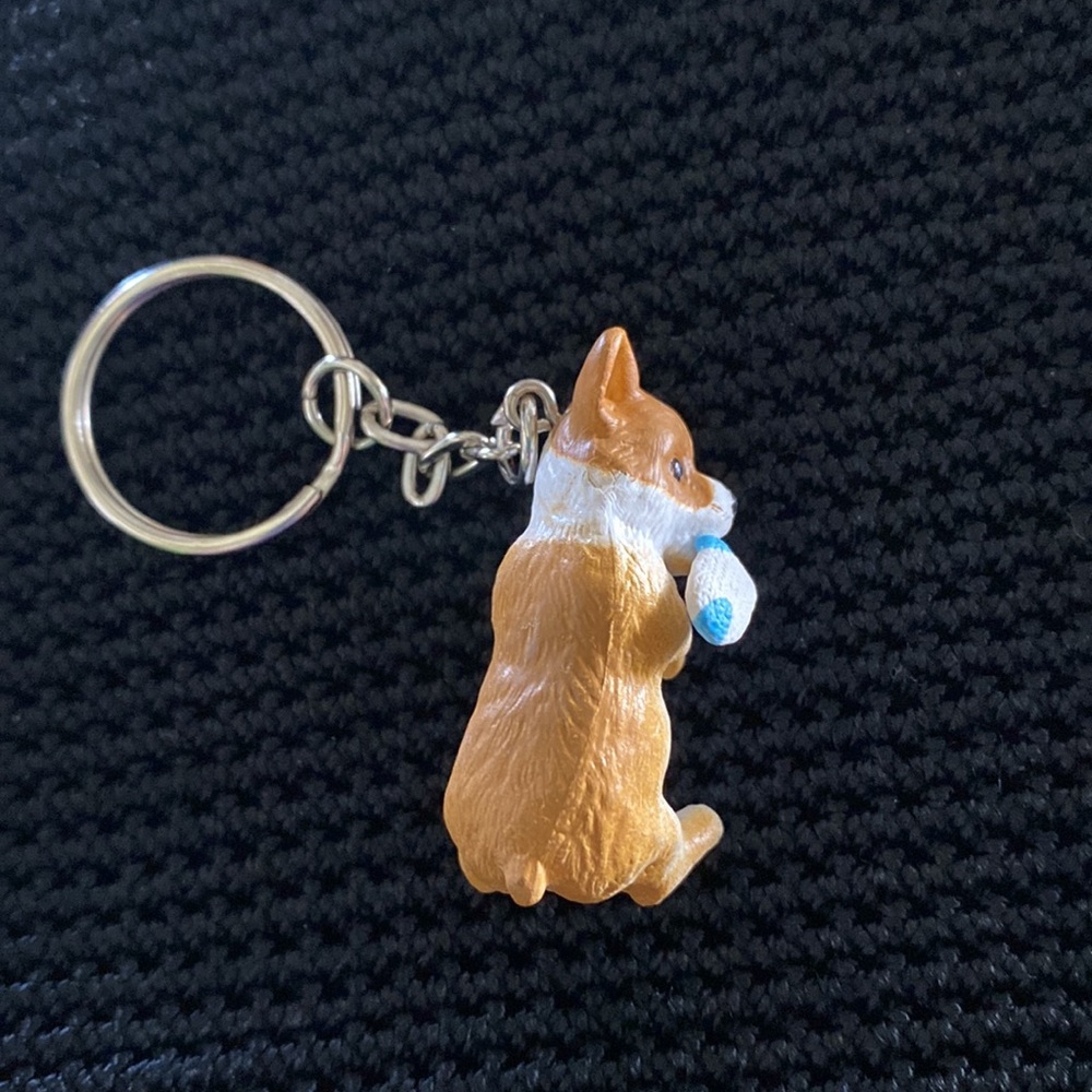 New Corgi Dog keychain with sock - Picture 2 of 3